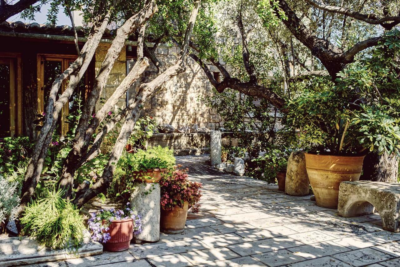 Nikolaou Art Residence Aegina 외부 사진