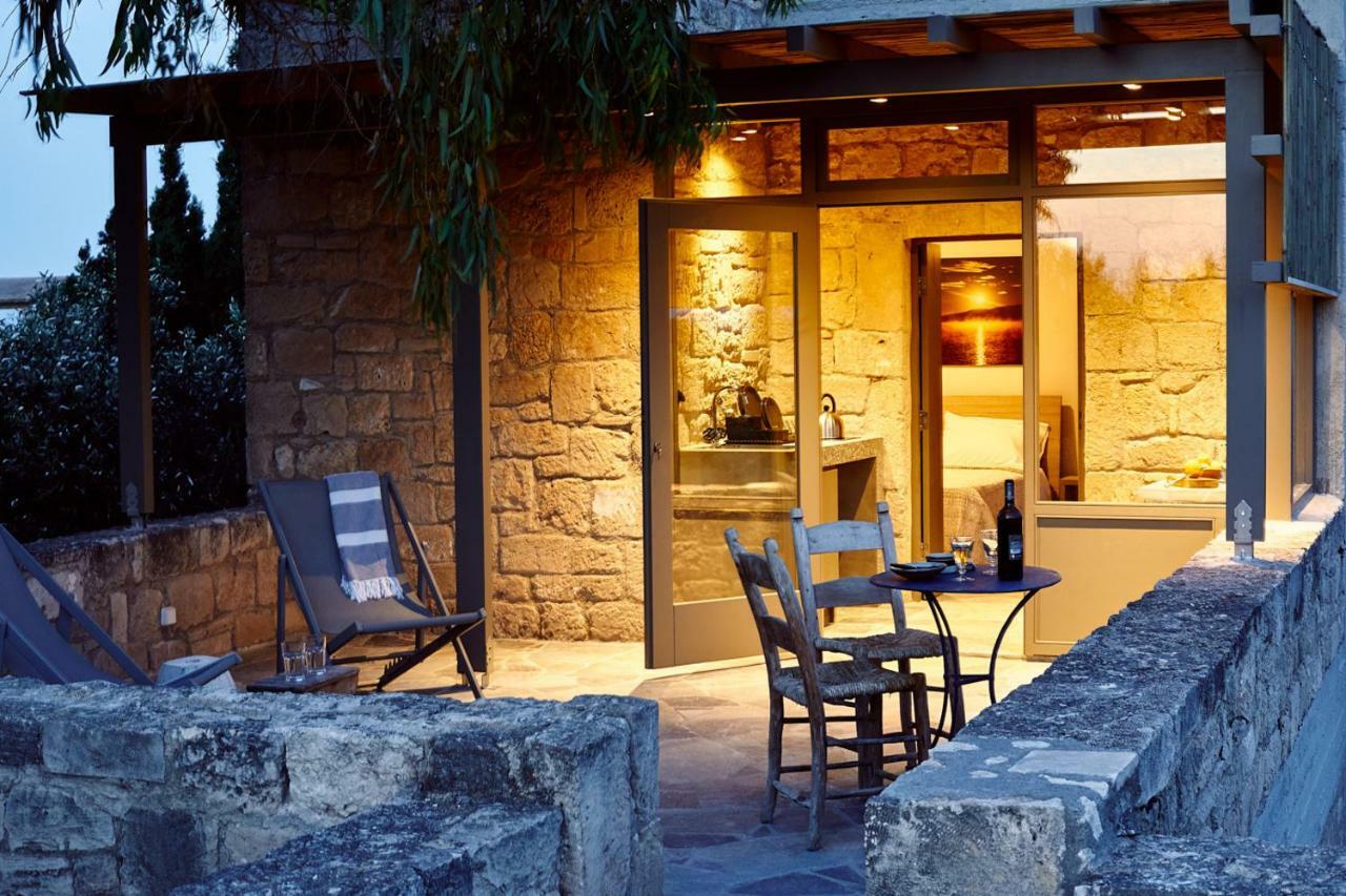 Nikolaou Art Residence Aegina 외부 사진