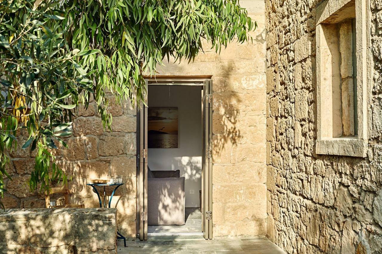 Nikolaou Art Residence Aegina 외부 사진
